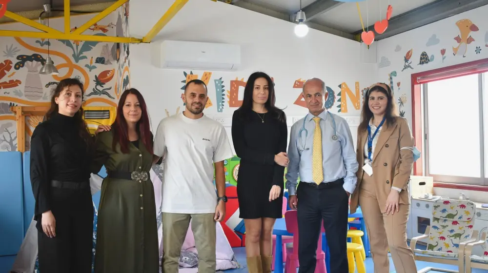 Δωρεά παιχνιδιών στο Μακάρειο Νοσοκομείο από την Parimatch Cyprus