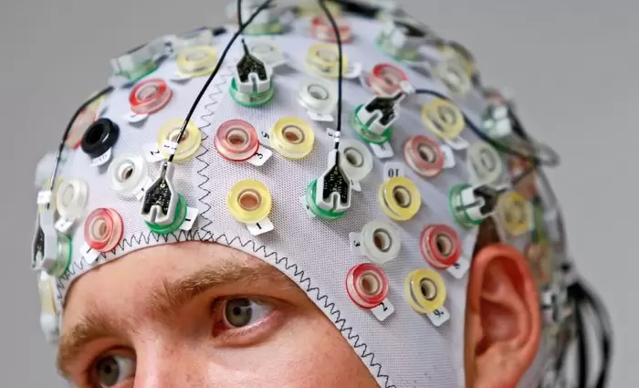 Η Samsung ετοιμάζει τηλεκοντρόλ που δουλεύει με τη σκέψη