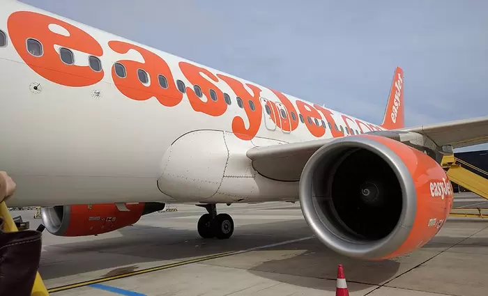 Υποχωρούν τα κέρδη της EasyJet