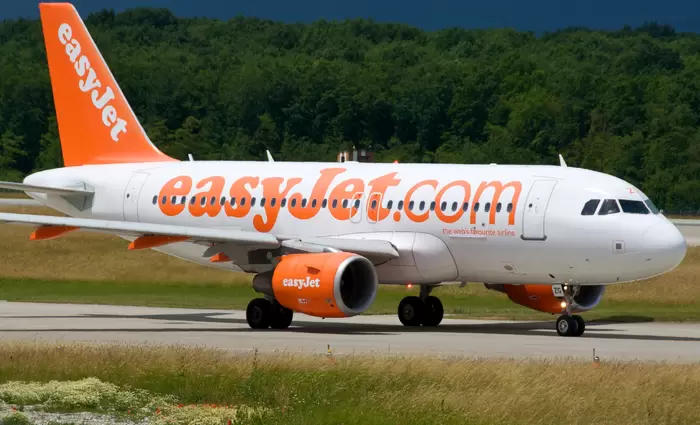 Η easyJet προχωρά σε περικοπή πτήσεων το καλοκαίρι