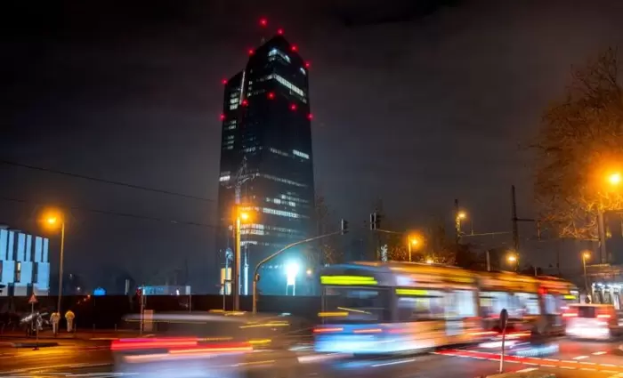Ευρωζώνη: Απρόσμενη αύξηση των μισθών – Οι εκτιμήσεις της ΕΚΤ