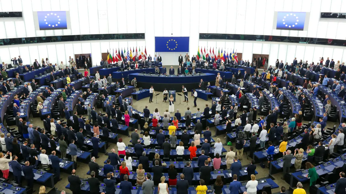 Ευρωβουλευτές: Αντέστρεψαν τις περικοπές για προϋπολογισμό 2023