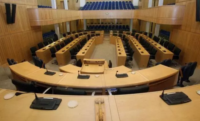 Εκτός συγκλονιστικού απροόπτου οδηγούμαστε σε 3μηνο πάγωμα εκποιήσεων