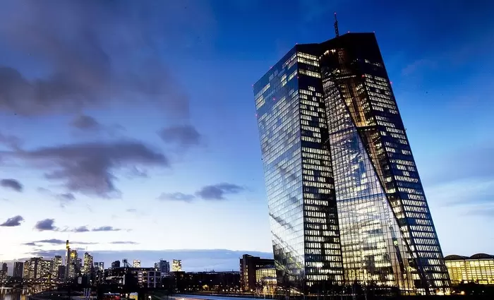 Τα διδάγματα της ΕΚΤ από την κρίση παρουσίασε ο Ντράγκι