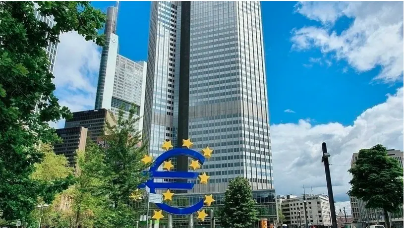 Έρευνα ΕΚΤ: Τι περιμένουν οι Ευρωπαίοι καταναλωτές το επόμενο 12μηνο