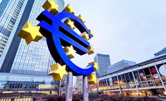 EKT: Με φόντο τον εμπορικό πόλεμο αναμένεται η νέα μείωση των επιτοκίων (πίνακες)