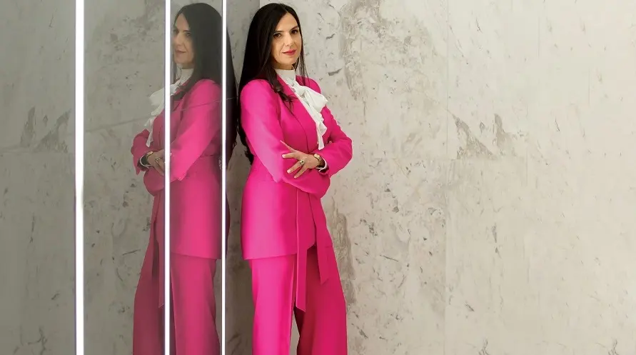 Να είσαι φωνή όχι αντίλαλος!