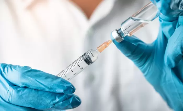 BioNTech: Πιθανή στα μέσα Δεκεμβρίου η έγκριση του εμβολίου