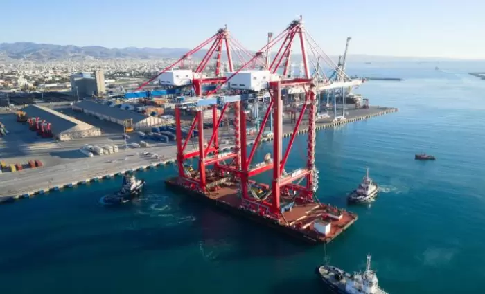 Μείωση 13,5% στο έλλειμμα εμπορικού ισοζυγίου