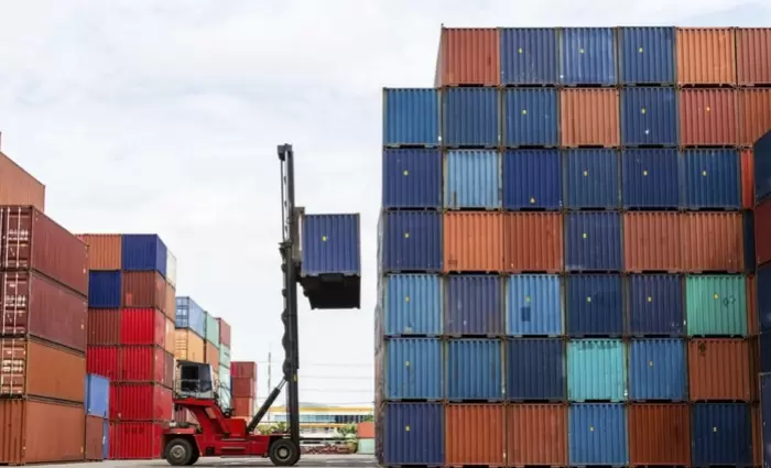 Στα €3,05 δισ. υποχώρησε το εμπορικό έλλειμμα το ενιάμηνο του 2018 