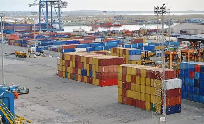 Μείωση ελλείμματος εμπορικού ισοζυγίου κατά €618 εκατ. την περίοδο Ιανουαρίου-Μαΐου 2024