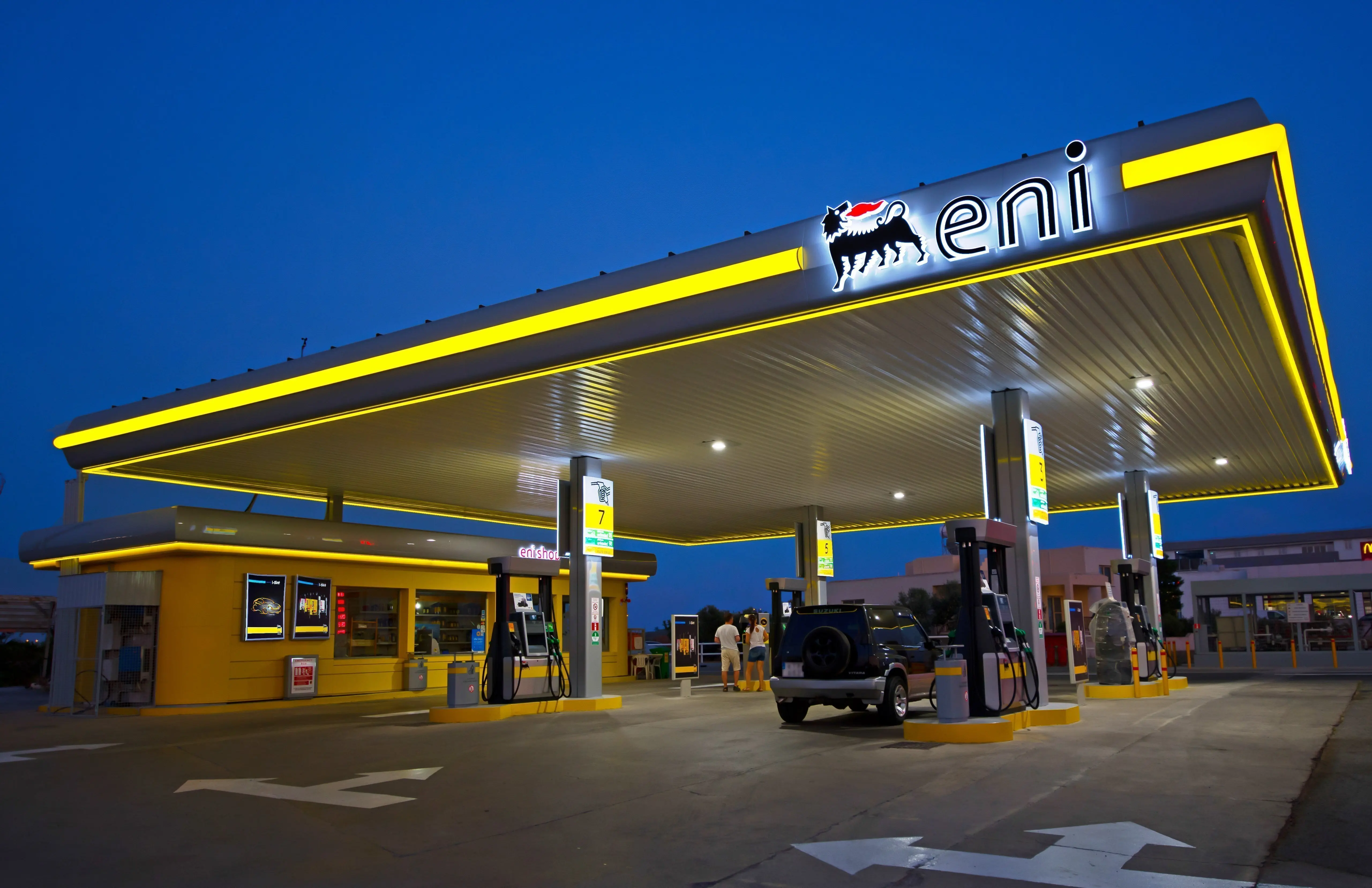 Mega deal στην ενέργεια: Η Eni εξαγόρασε εταιρεία πετρελαίου έναντι €5 δισ.