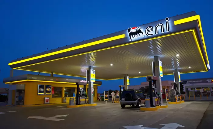 Mega deal στην ενέργεια: Η Eni εξαγόρασε εταιρεία πετρελαίου έναντι €5 δισ.