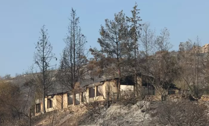 Προτεραιότητα σε αιτήσεις πυρόπληκτων για αδειοδοτήσεις από τον ΕΟΑ Λεμεσού