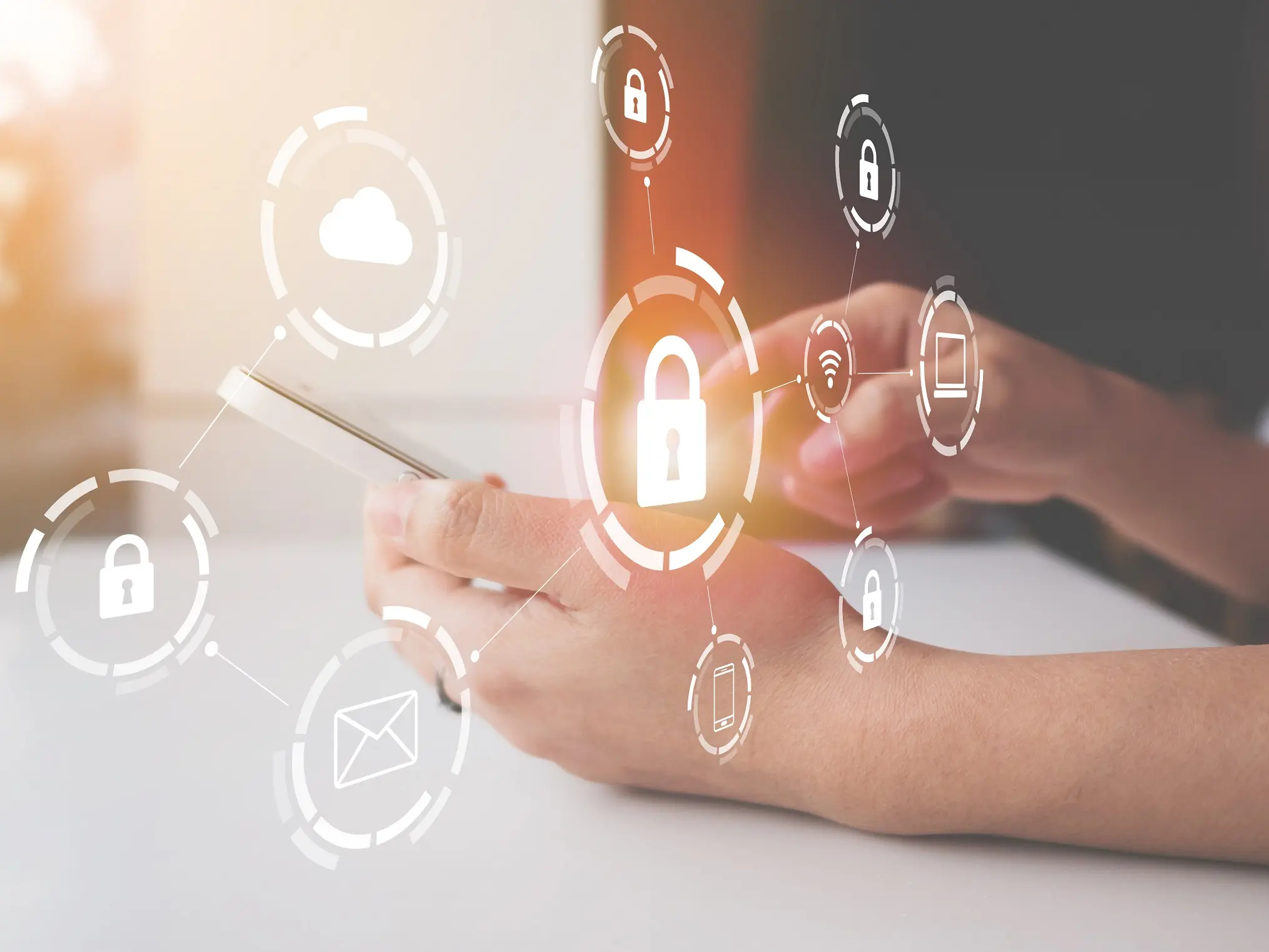 Πόσο ασφαλή είναι τελικά τα κινητά τηλέφωνά μας