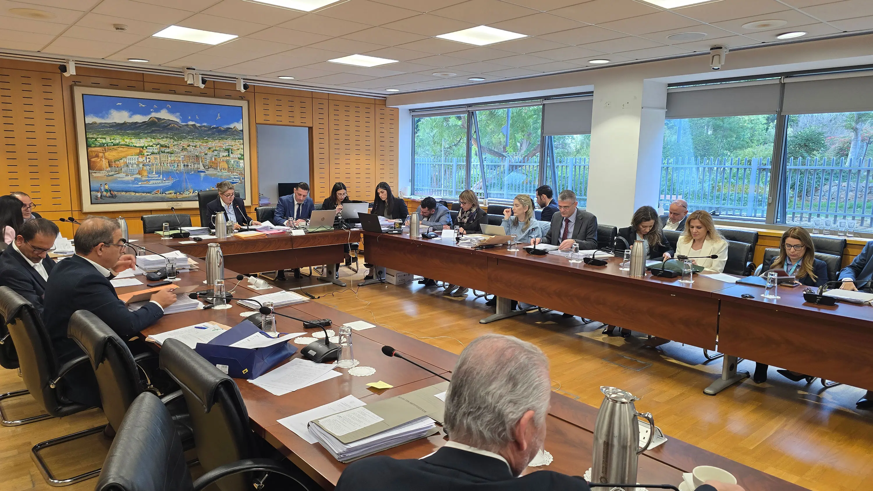 Συνεχίζουν αύριο για φορομεταρρύθμιση – Αντιδράσεις για τις συγκλίσεις στο ΥΠΟΙΚ