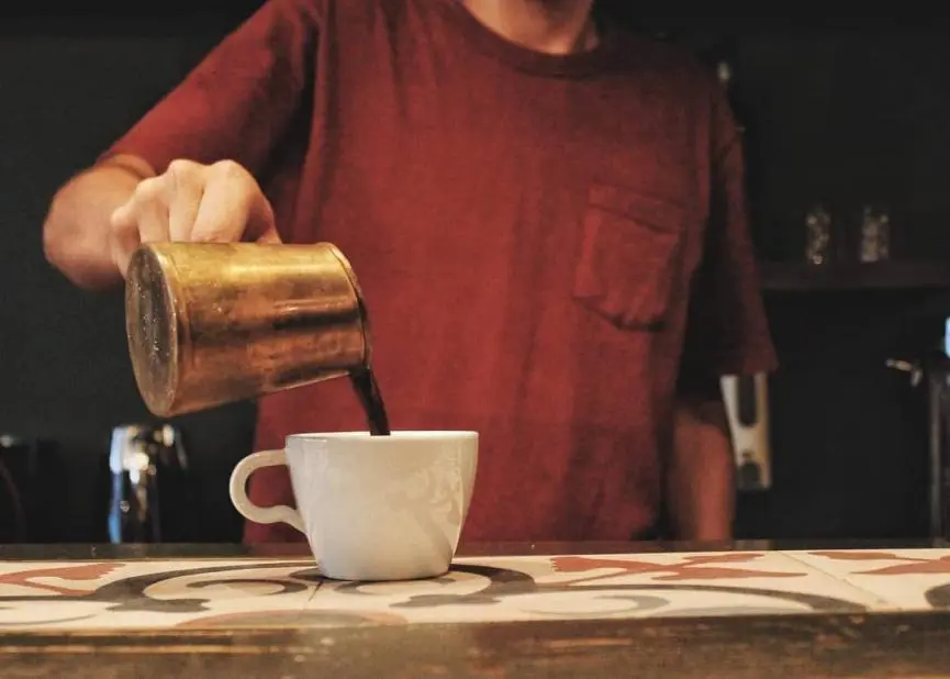 Έτσι θα λειτουργήσουν καφέ, μπαρ και εστιατόρια από 16 Μαρτίου