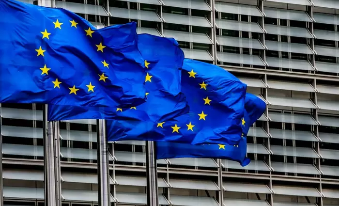 Κομισιόν: Ερευνα για ύπαρξη καρτέλ στα ελαστικά
