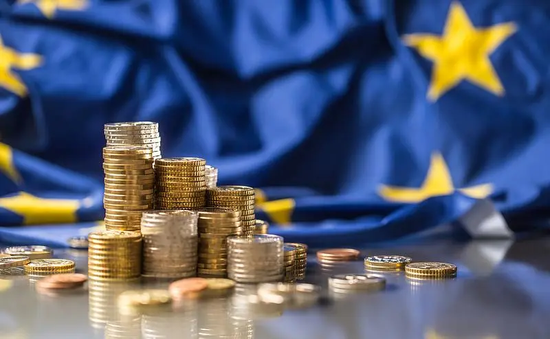 Ξανά στο κυνήγι επενδύσεων η ΕΕ – Το σχέδιο της Κομισιόν