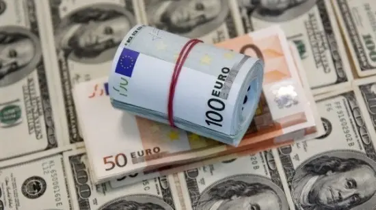 Ενισχύεται το ευρώ έναντι του δολαρίου – Άνοδος και για τη στερλίνα