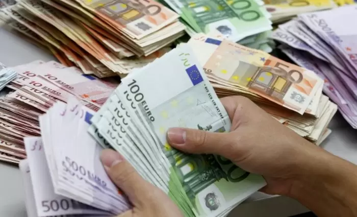 Πιο δύσκολα παίρνουν δάνεια οι επιχειρήσεις μετά την πανδημία
