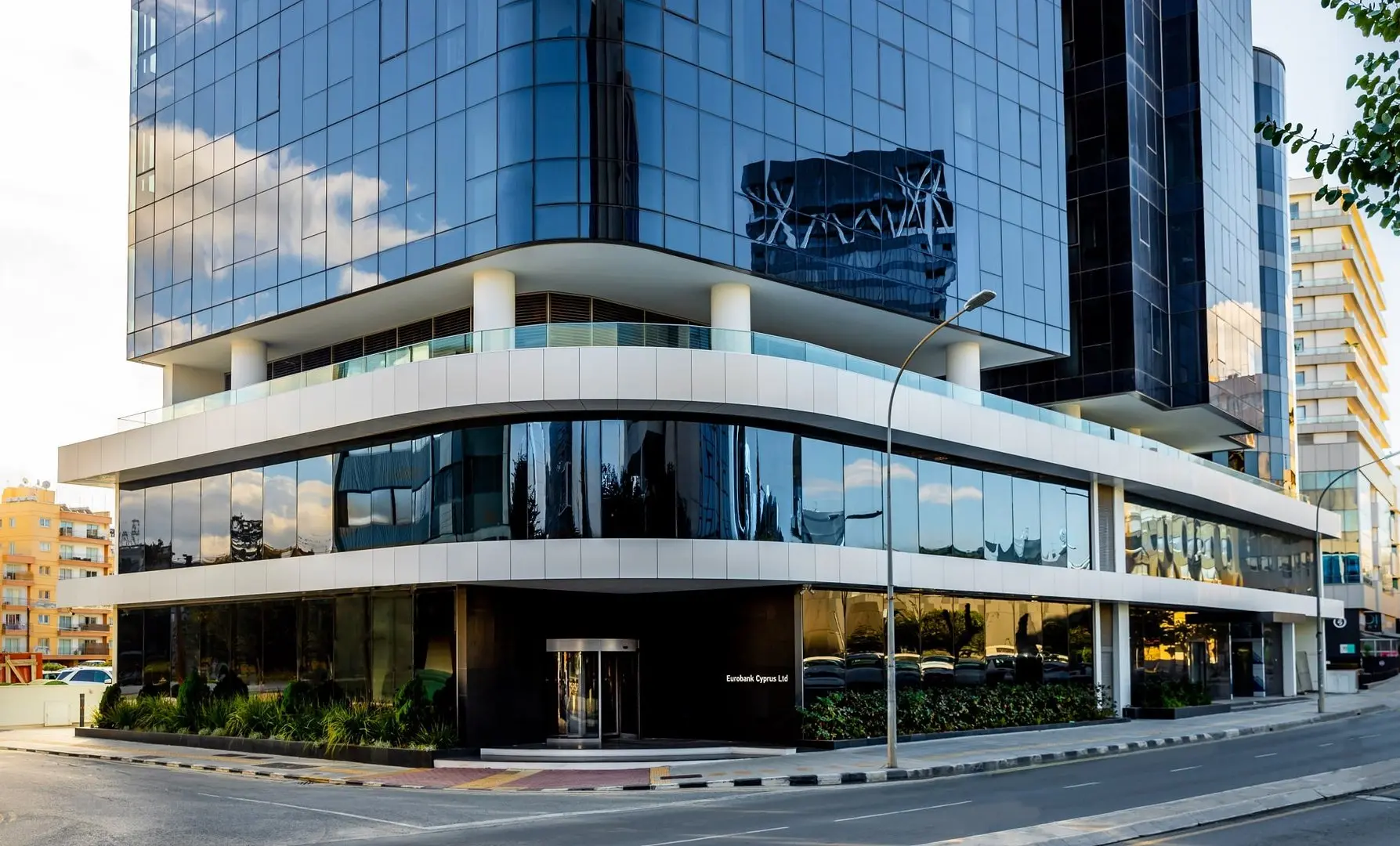 Ολοκληρώθηκε η δημόσια πρόταση της Eurobank προς τους μετόχους της Ελληνικής