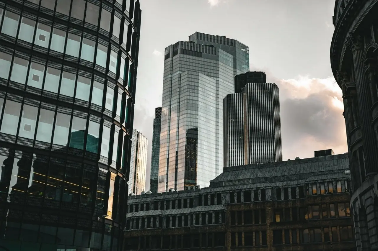 H Goldman υποβαθμίζει σε «underweight» τα ευρωπαϊκά τραπεζικά ομόλογα