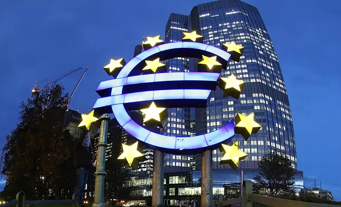 ΕΚΤ: «Ναι» σε μείωση επιτοκίων όμως περιοριστική πολιτική έως το 2025