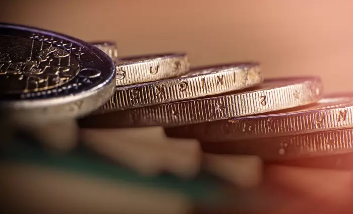 Οι αναλυτές βλέπουν μαύρες ημέρες για την ανάπτυξη παγκοσμίως