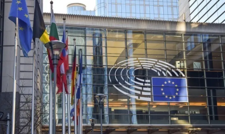 Ευρωζώνη: Ανάπτυξη στις μεγαλύτερες οικονομίες παρά τις εμπορικές αναταράξεις και τις πιέσεις Τραμπ