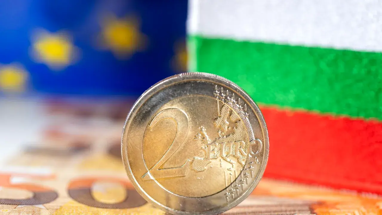 Οι συμβουλές της Κροατίας στη Βουλγαρία για την υιοθέτηση του ευρώ