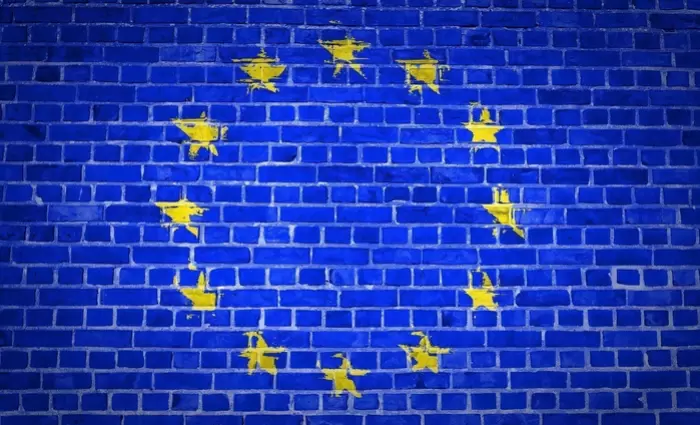 «Καμπανάκι» από την Oxford Economics: Η ΕΕ κινδυνεύει με εμπορική συρρίκνωση