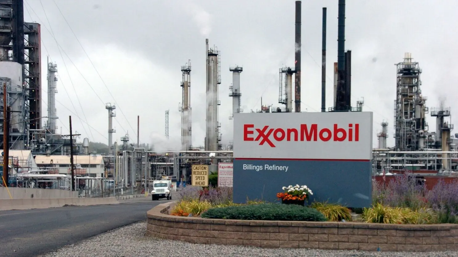 ExxonMobil: Kέρδη-μαμούθ για τον πετρελαϊκό κολοσσό
