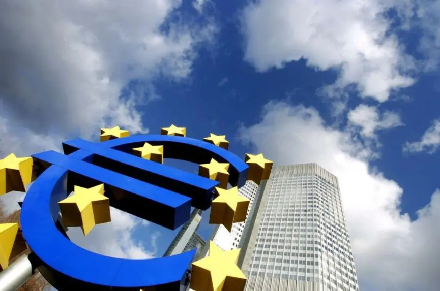 ΕΚΤ: Έτοιμη για ταχύτερη μείωση επιτοκίων ως «ασπίδα» στις πολιτικές Τραμπ