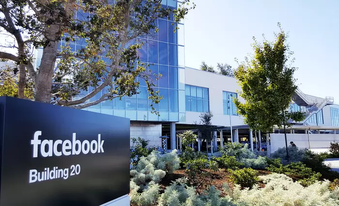 Facebook: Αύξηση κερδών και εσόδων