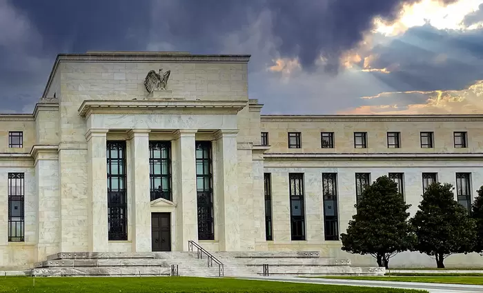 Πόσο θα αυξήσει τα επιτόκια η Fed - Αντίστροφη μέτρηση για τις ανακοινώσεις