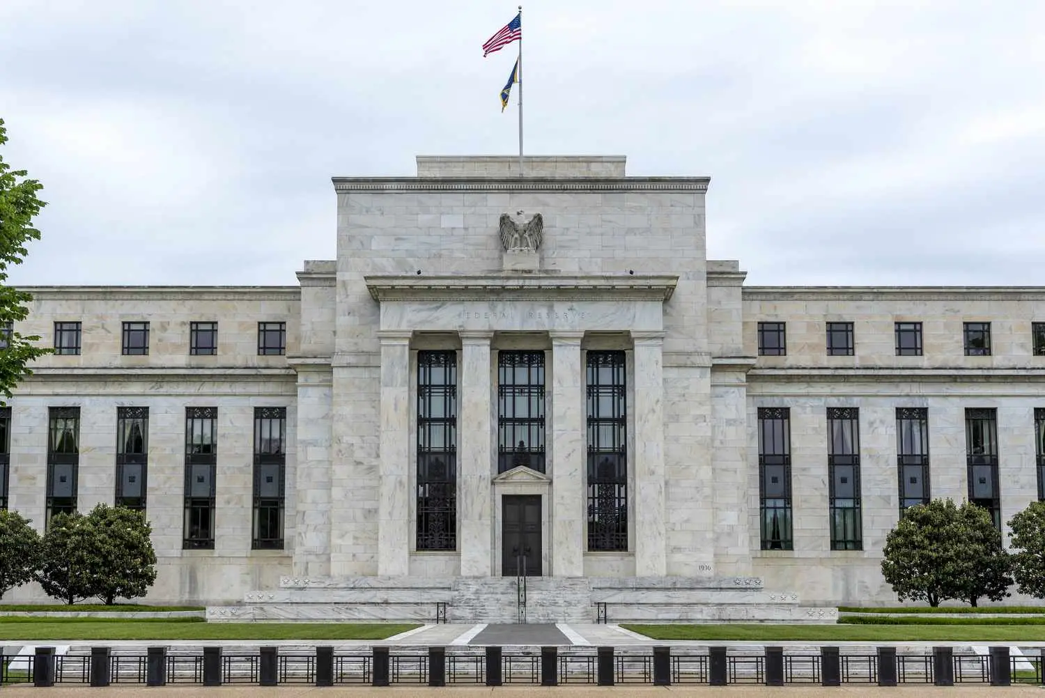 Νέα μείωση επιτοκίων αποφάσισε η Fed