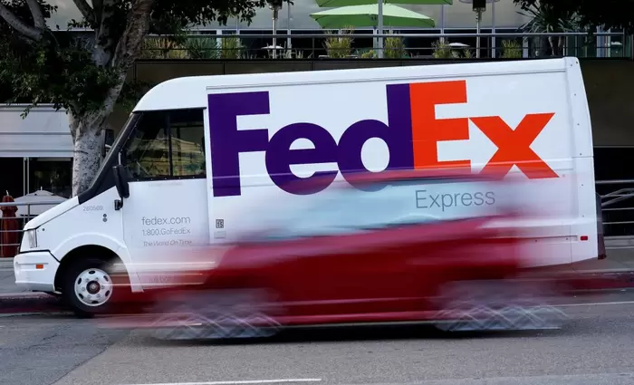 FedEx: Κατέθεσε αγωγή για να της επιστραφούν δασμοί