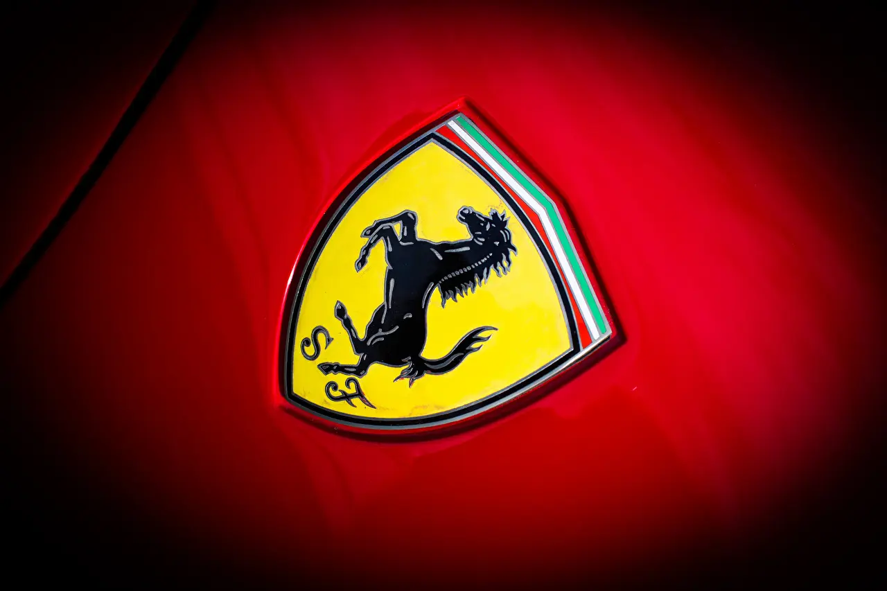 Κίνα: Ανάκληση 524 αυτοκινήτων Ferrari 