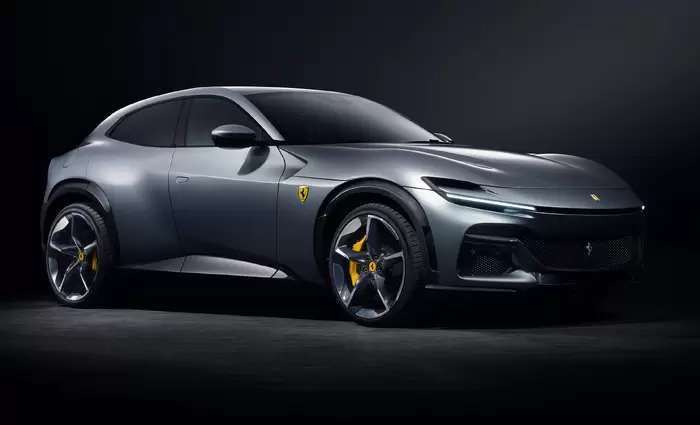 Η Ferrari κλείνει τις παραγγελίες για την Purosangue λόγω εκρηκτικής ζήτησης