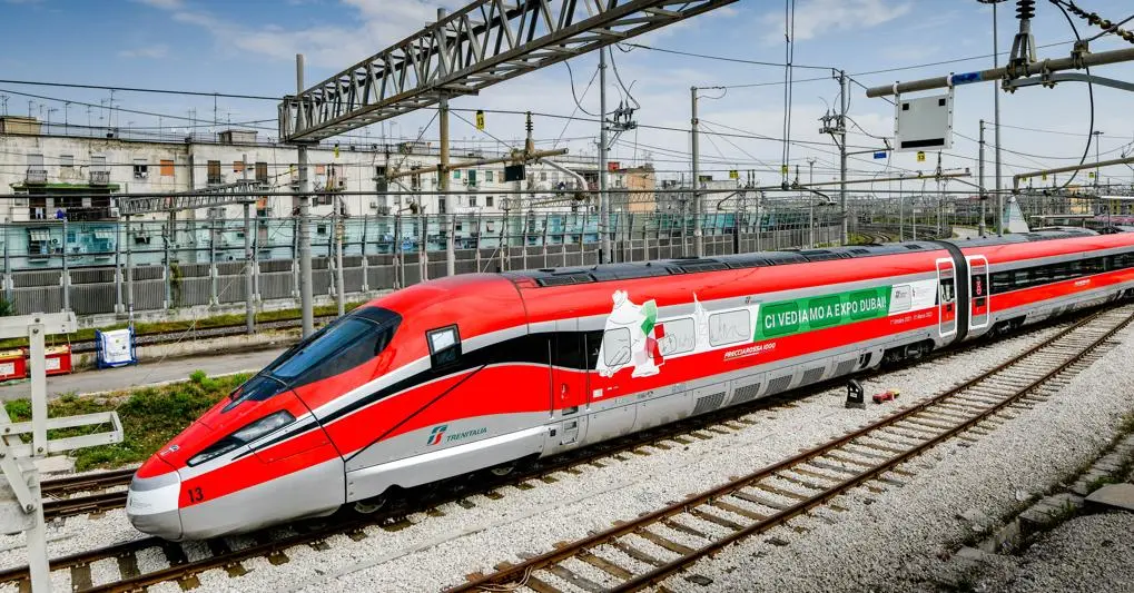 Ιταλία: Προς ιδιωτικοποίηση των Ταχυδρομείων και των Σιδηροδρόμων