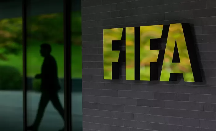 FIFA καλεί ευρωπαϊκές ομάδες να αγνοήσουν κυρώσεις κατά της Ρωσίας