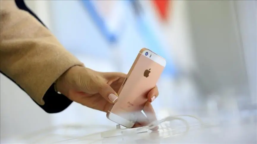 Αυξημένη ζήτηση για iPhone λόγω φόβων για επικείμενες αυξήσεις τιμών