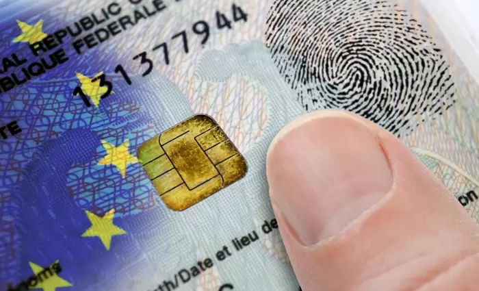 Έρχονται νέα διαβατήρια και ταυτότητες για τους Κύπριους