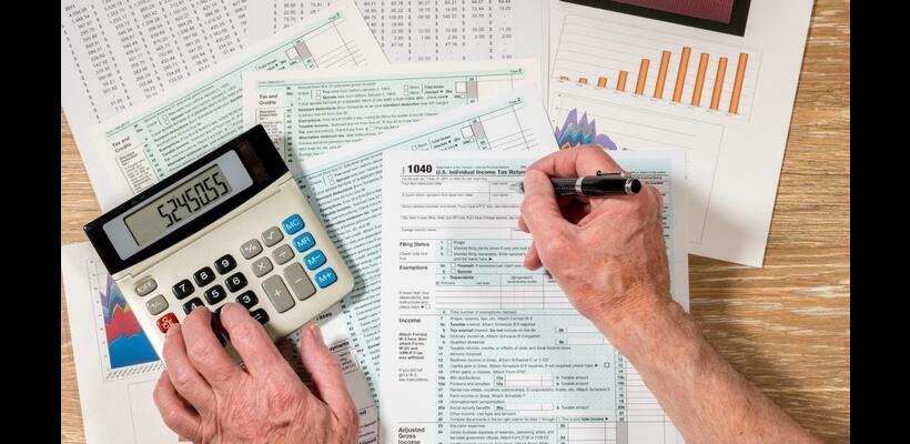 Προθεσμία μέχρι τις 2 Οκτωβρίου για την υποβολή φορολογικών δηλώσεων