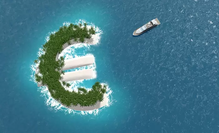 Εκτός λίστας φορολογικών παραδείσων Ελβετία και Ηνωμένα Αραβικά Εμιράτα