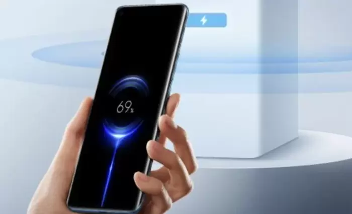 Νέα τεχνολογία σπάει τα ρεκόρ φόρτισης κινητών τηλεφώνων