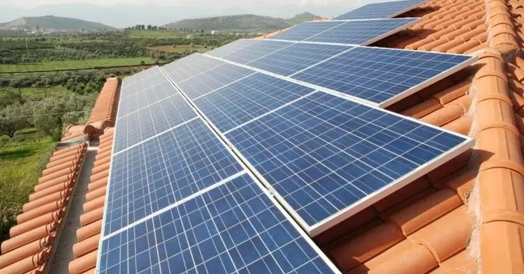 1.750 αιτήσεις σε 24 ώρες για το σχέδιο «Φωτοβολταϊκά για όλους»