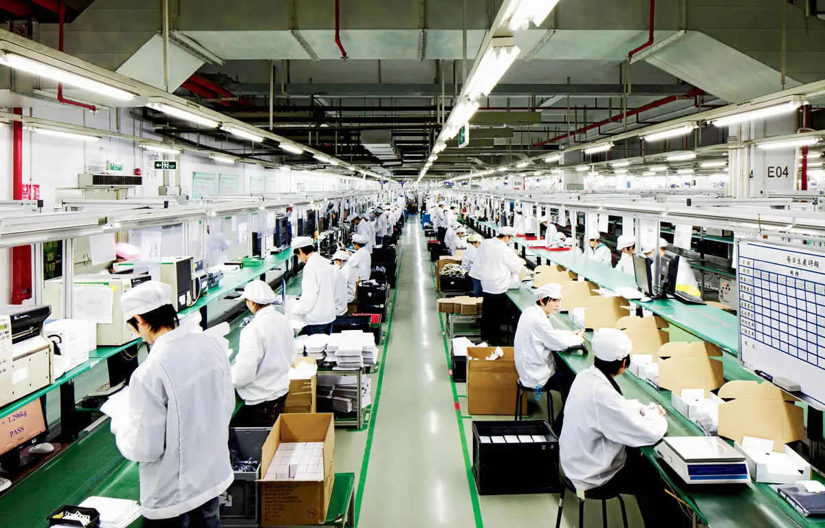 Η Amazon στρατολόγησε εκατοντάδες ανήλικους για εργάτες