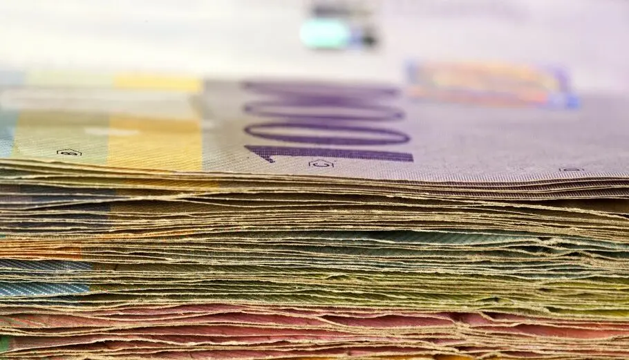 «Ναι» Ελβετών για αύξηση ελάχιστου εταιρικού φόρου